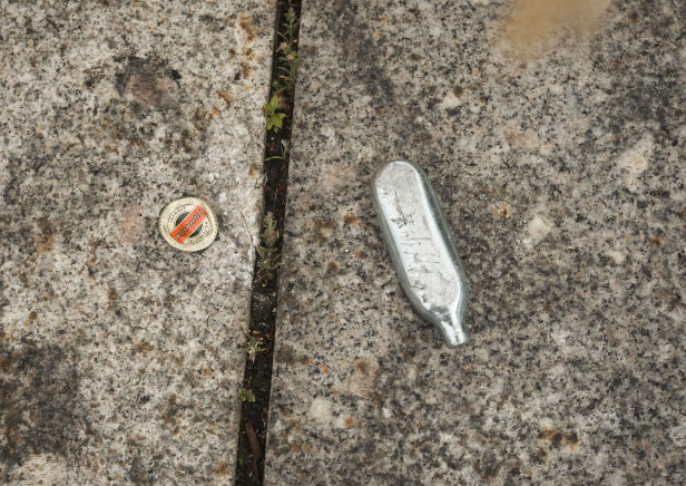 lustgas lustgaspatroner köpa lustgas utkörning stockholm göteborglustgas lagligt